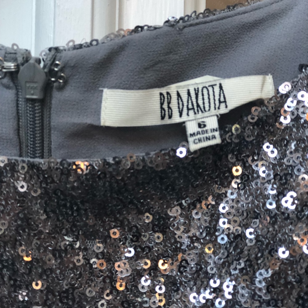 BB Dakota Sequin Dress - Picture 3 of 4